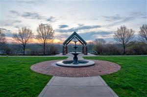 Elm Street Green Fountain